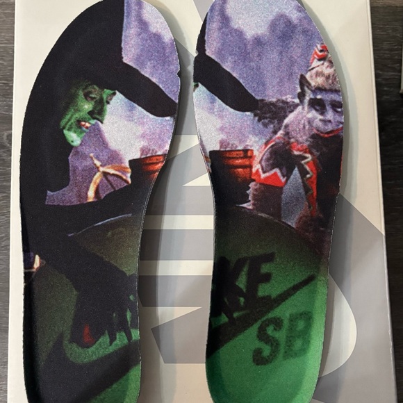 Wizard of oz dunks - Picture 4 of 5